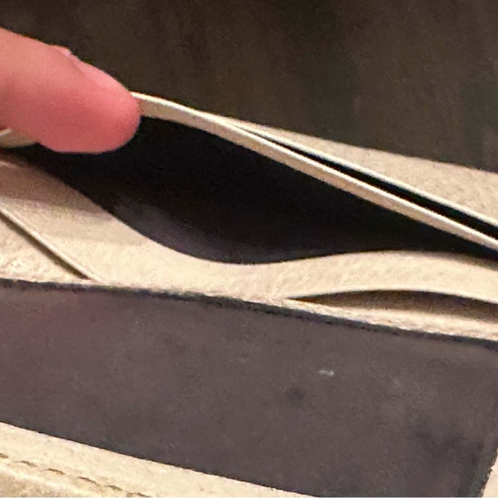 Gucci Brown Monogram Key Card Holder - Picture 6 of 7